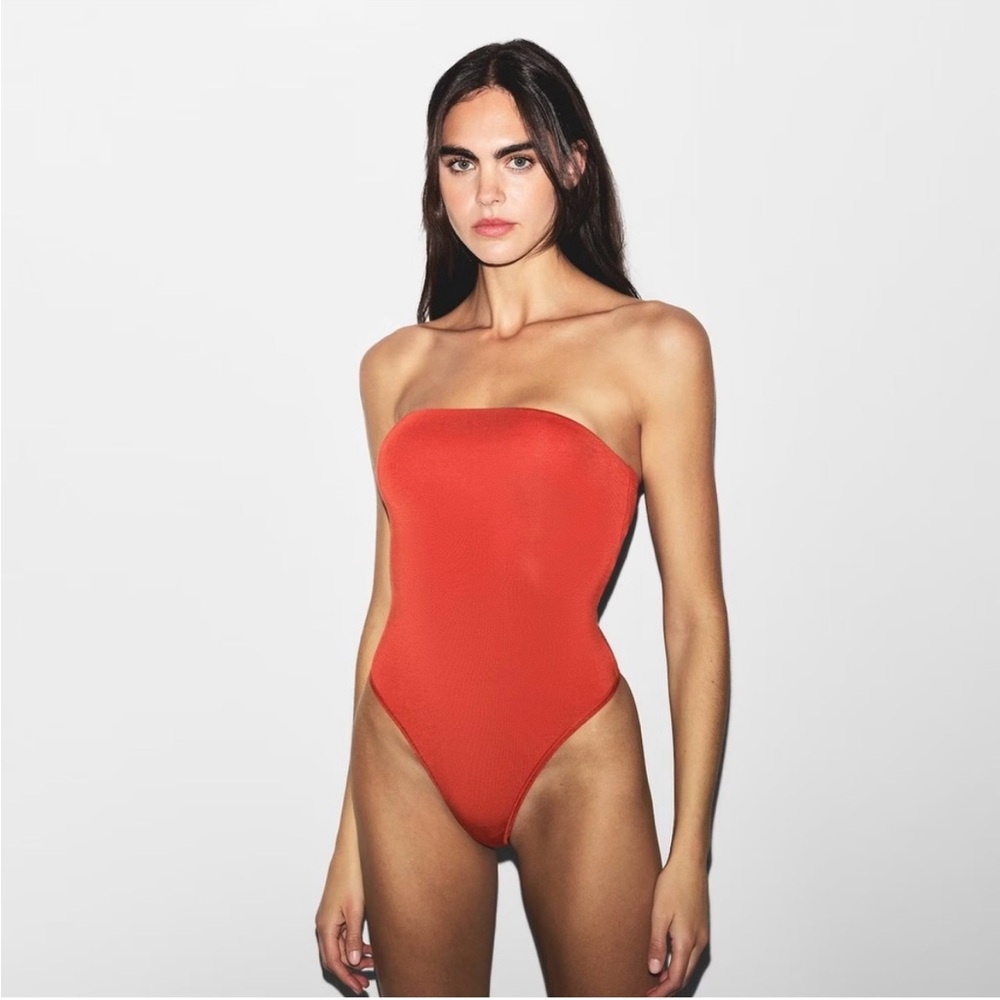 SKIMS Bold Red Strapless Bodysuit